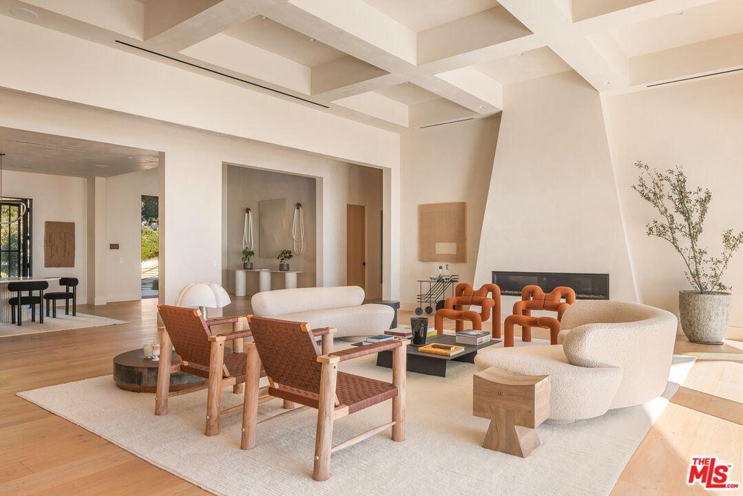 MLS #25580227 image #6