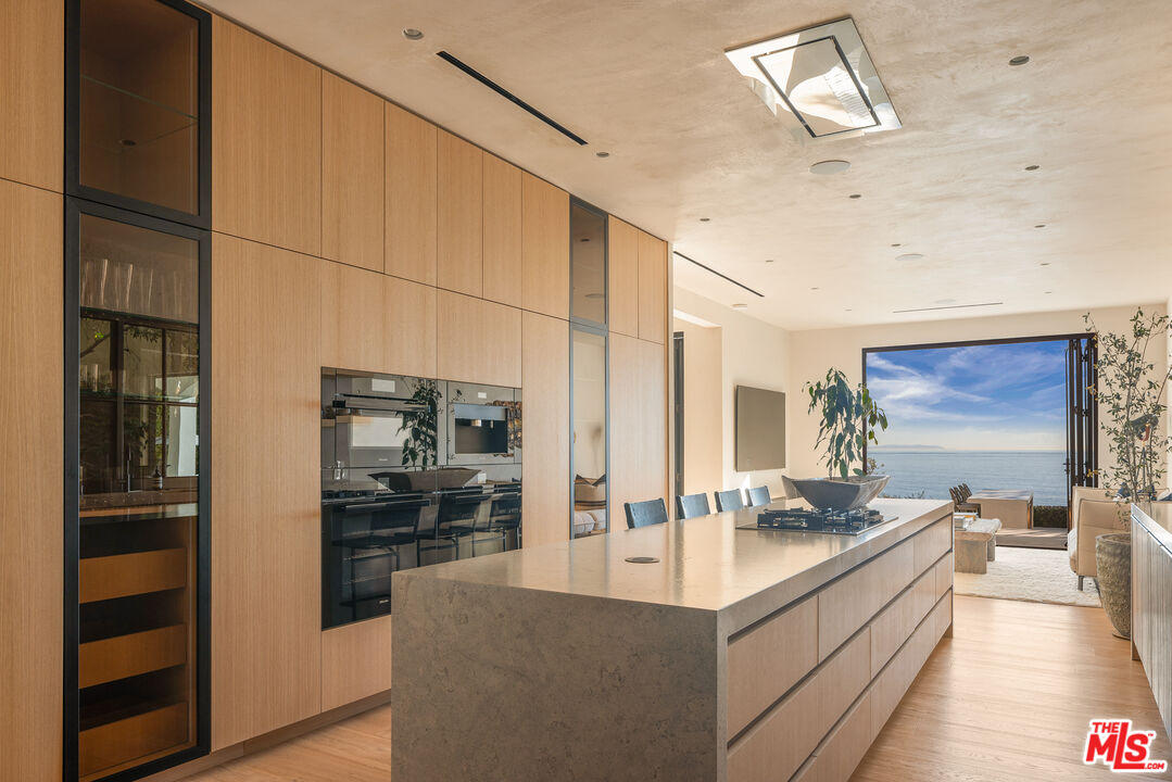 MLS #25580227 image #8