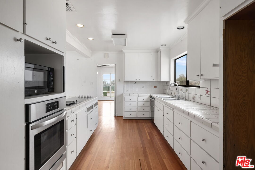 MLS #25580449 image #14