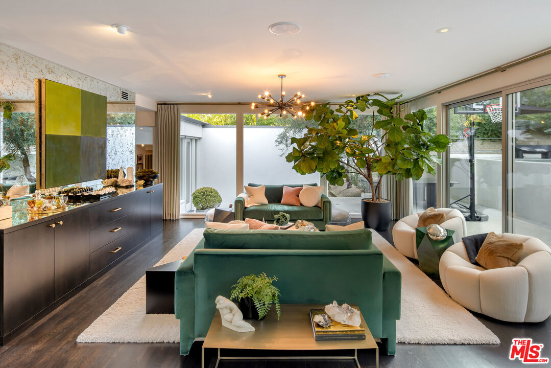 MLS #25580599 image #16