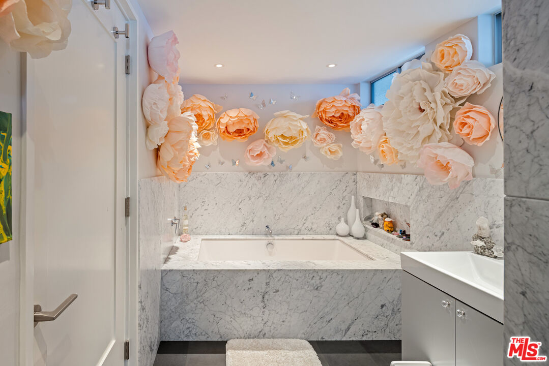 MLS #25580599 image #32