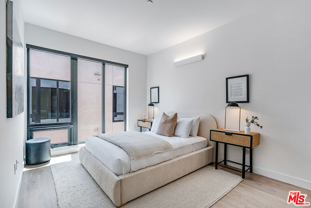 MLS #25580757 image #16