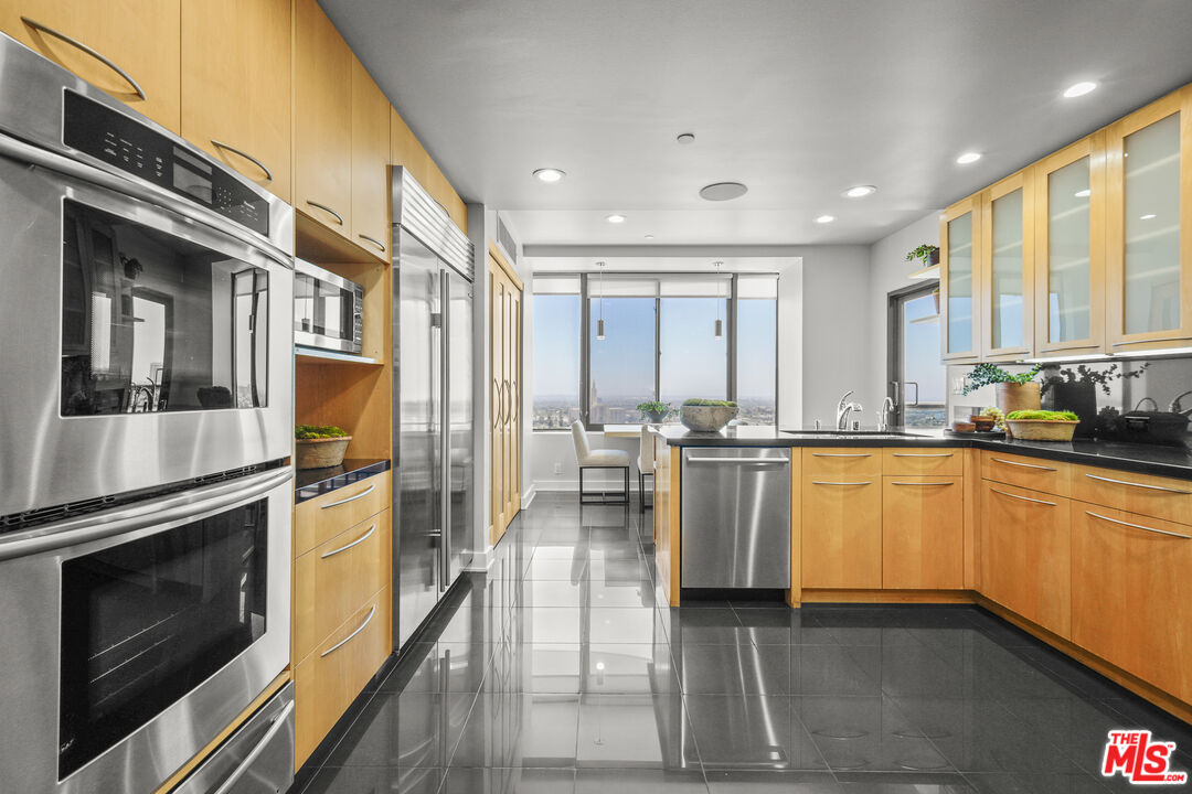 MLS #25580835 image #9