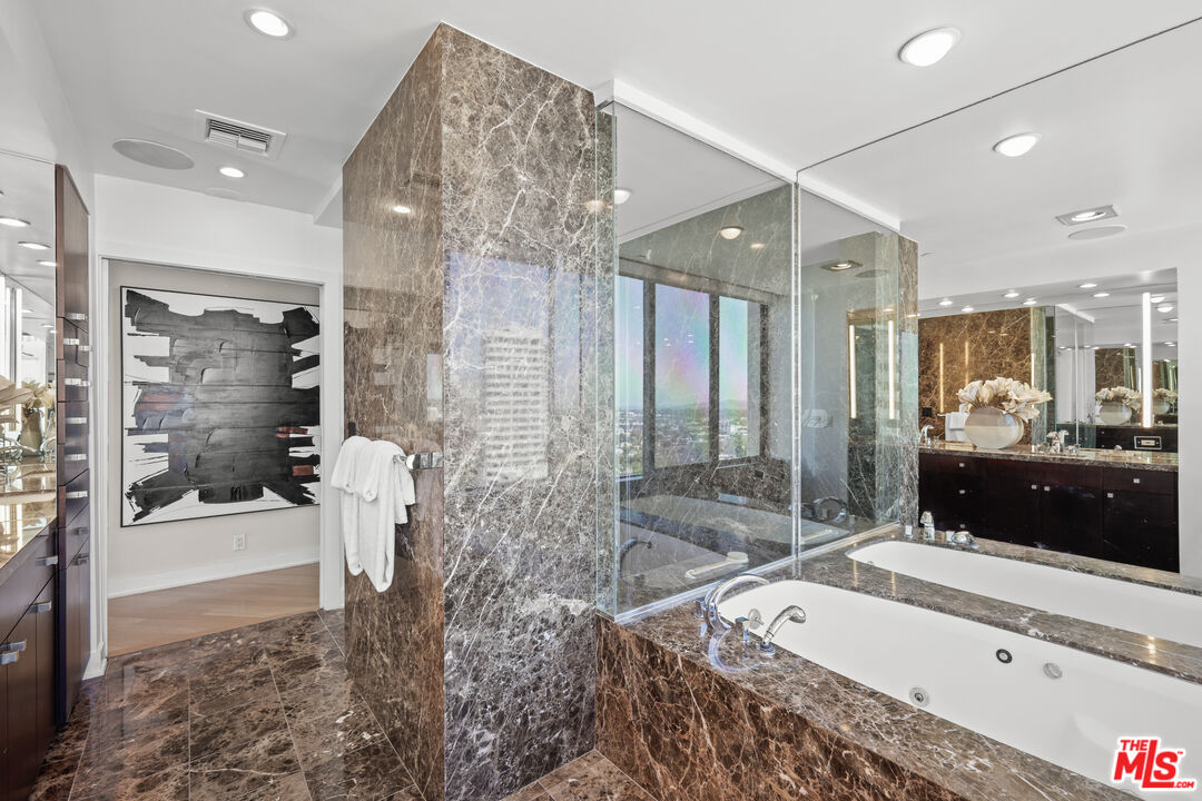 MLS #25580835 image #21