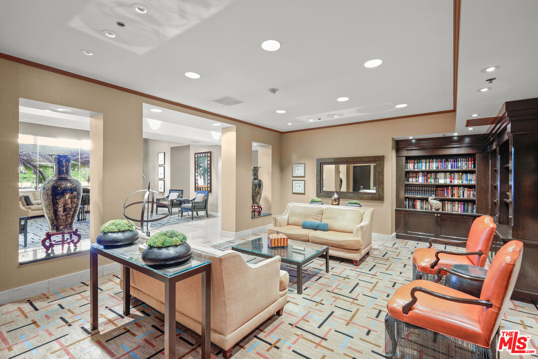 MLS #25580835 image #33