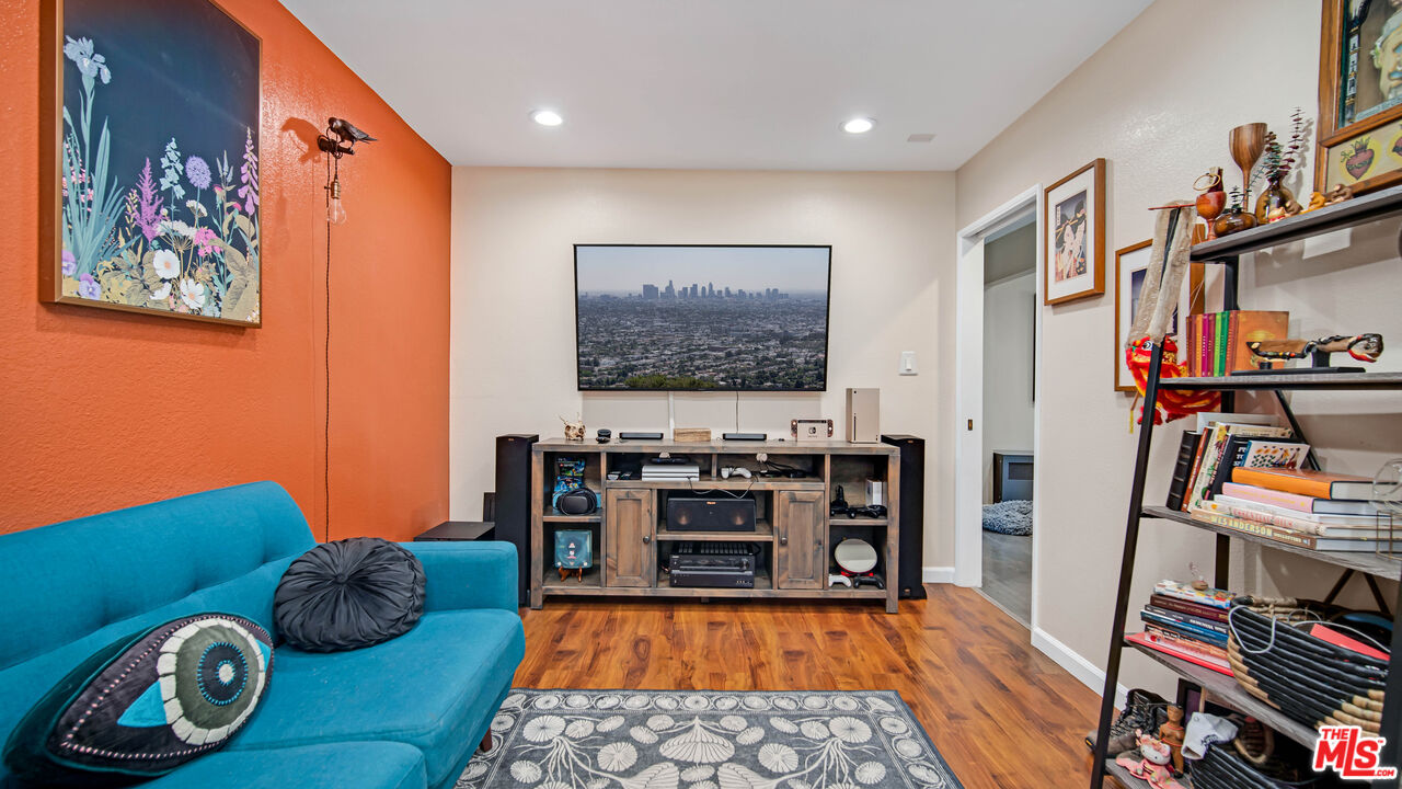 MLS #25580921 image #15