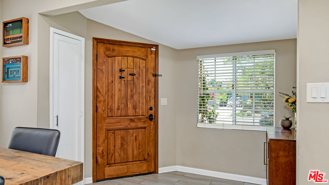 MLS #25580921 image #2