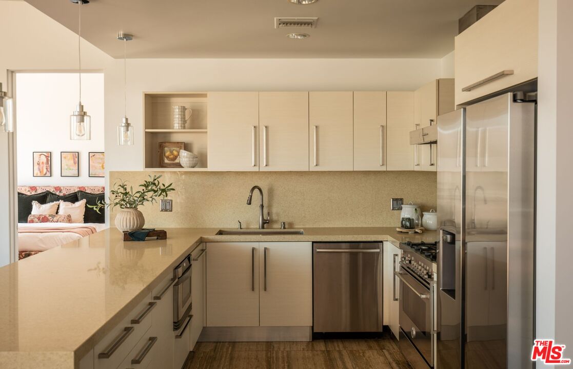 MLS #25581175 image #15