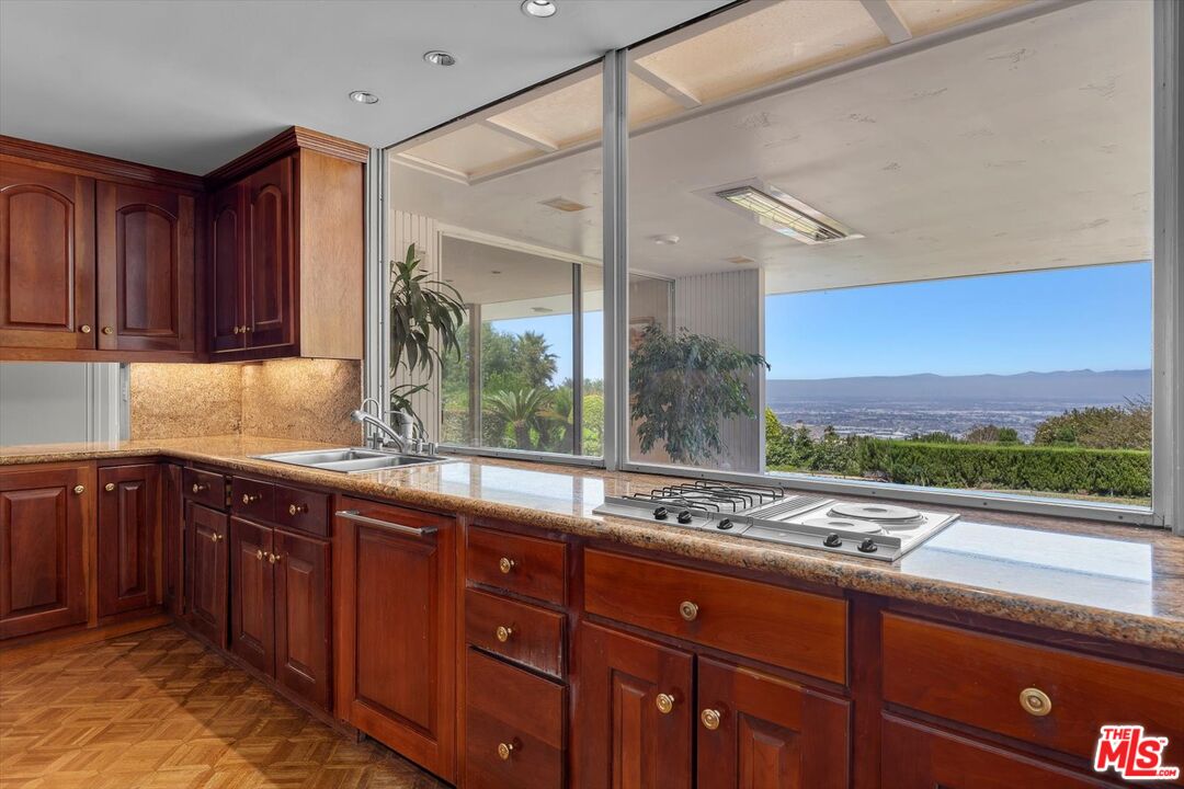 MLS #25581187 image #9