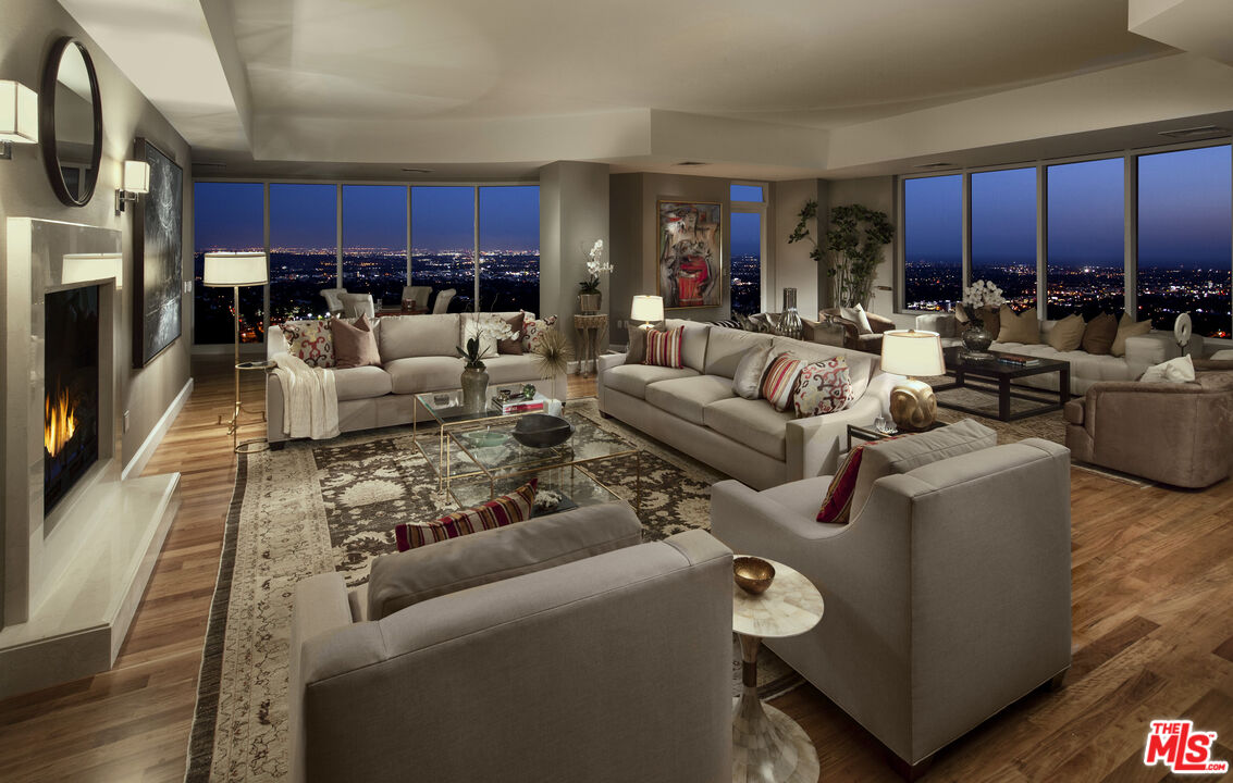 MLS #25581329 image #2