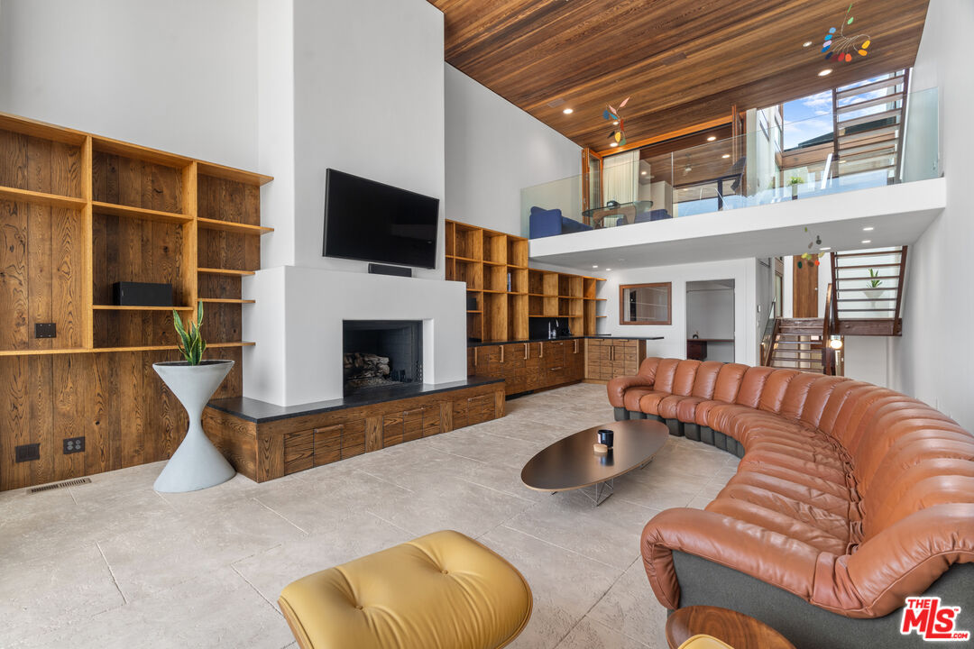 MLS #25581465 image #13