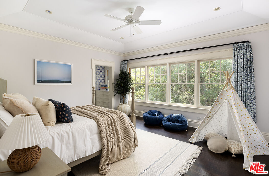 MLS #25581533 image #24