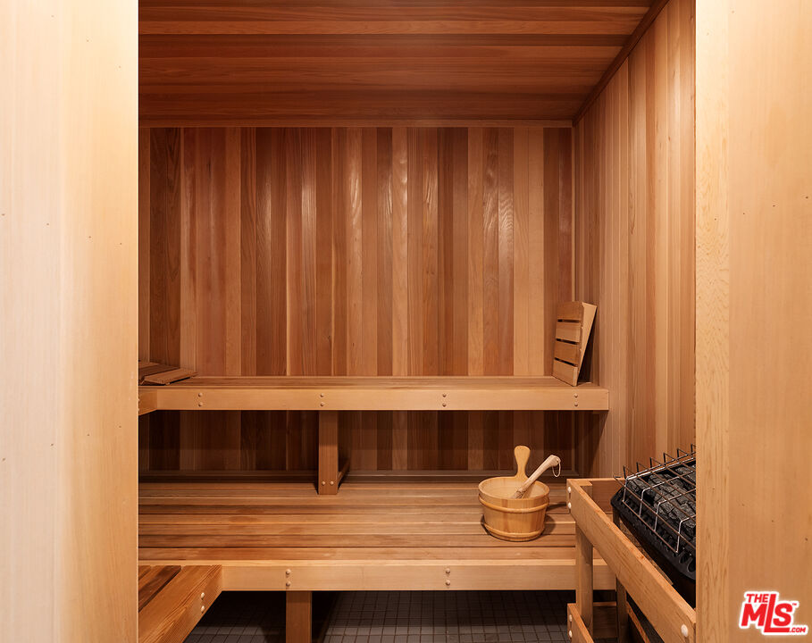 MLS #25581533 image #32