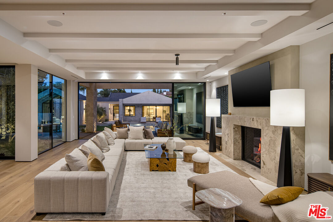 MLS #25581657 image #11