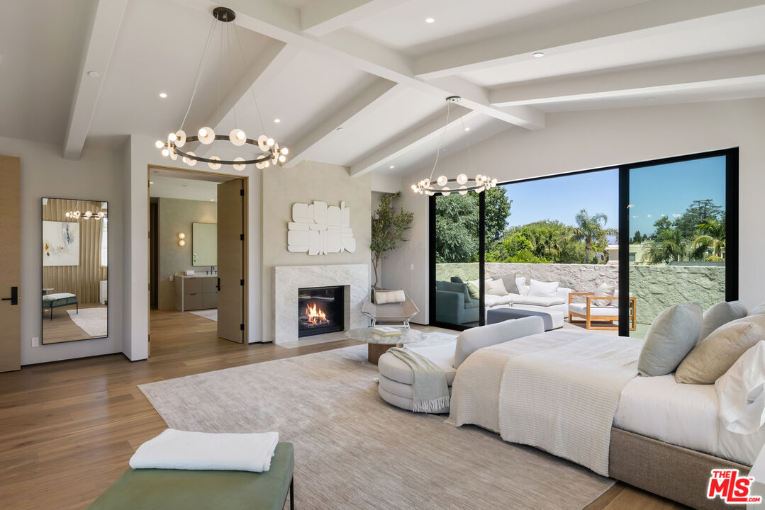 MLS #25581657 image #16