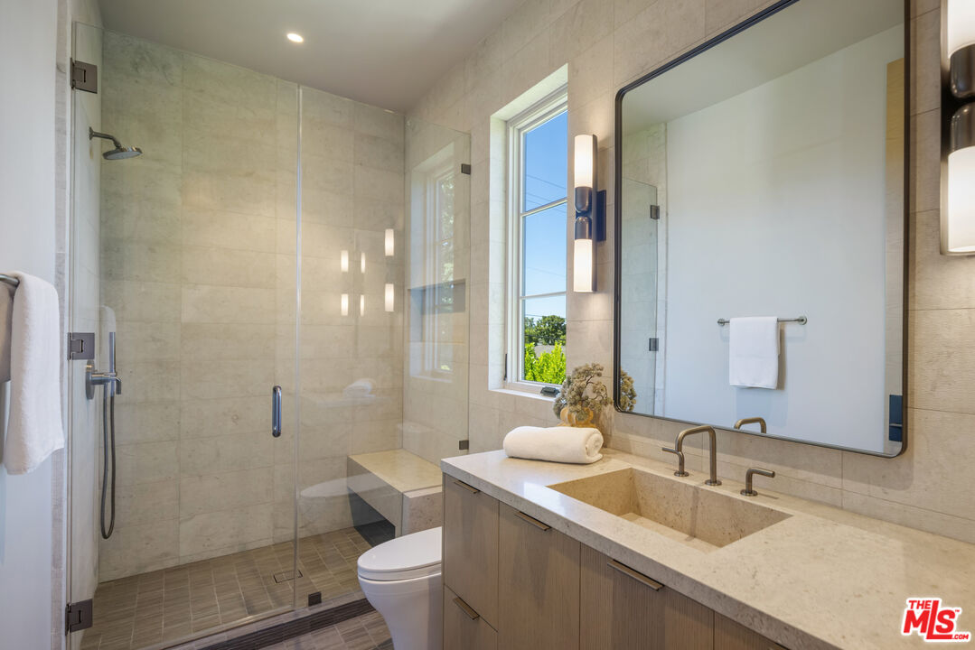 MLS #25581657 image #29