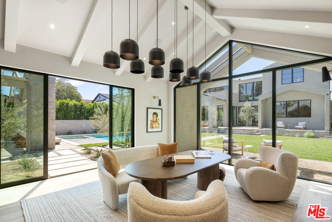 MLS #25581657 image #32