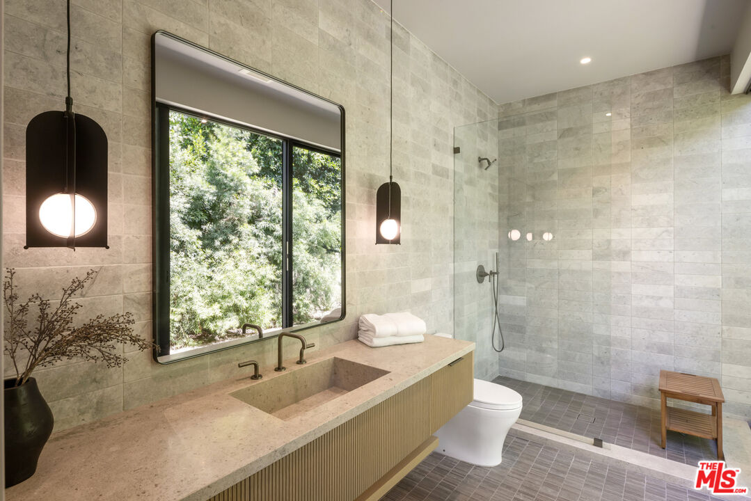 MLS #25581657 image #39