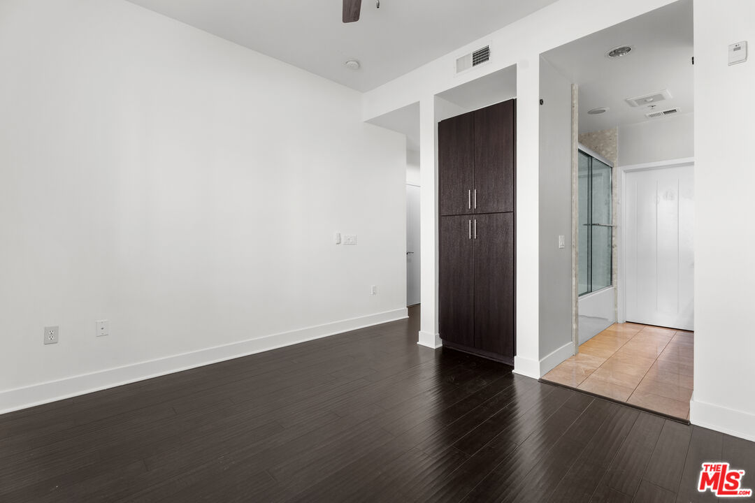 MLS #25581663 image #16