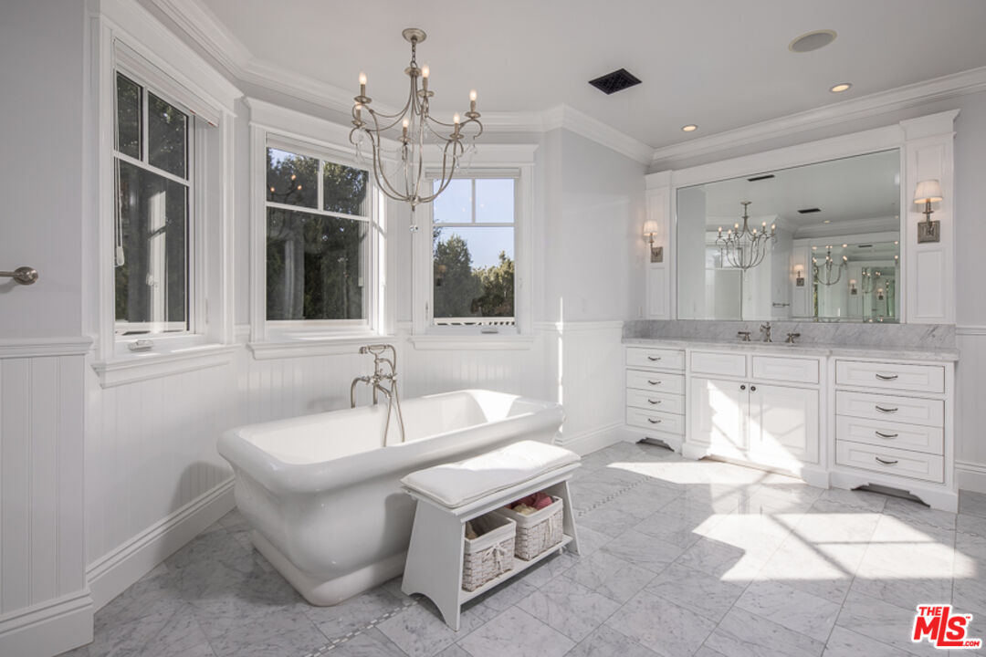 MLS #25581735 image #53