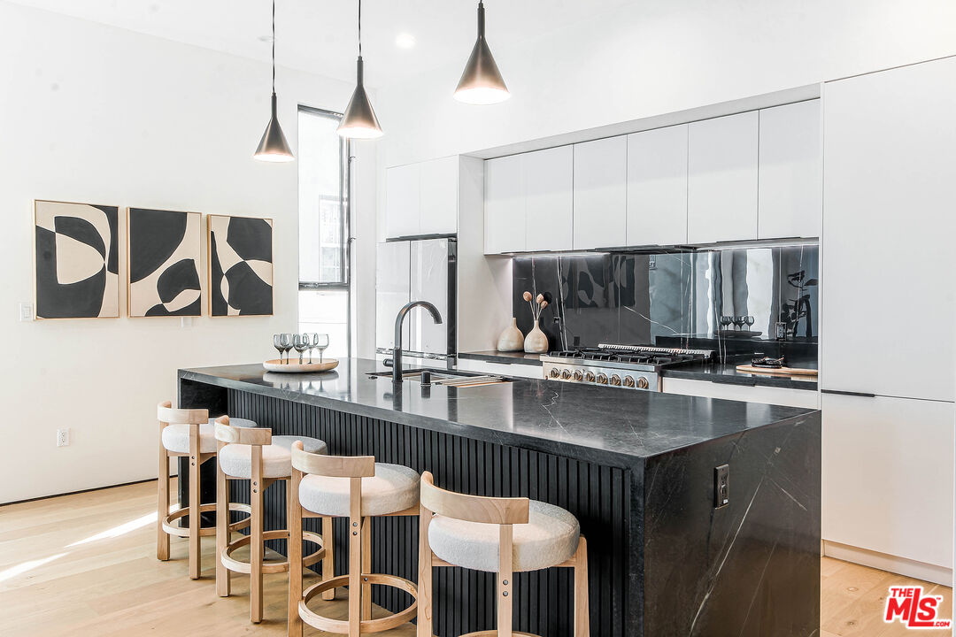 MLS #25581897 image #9