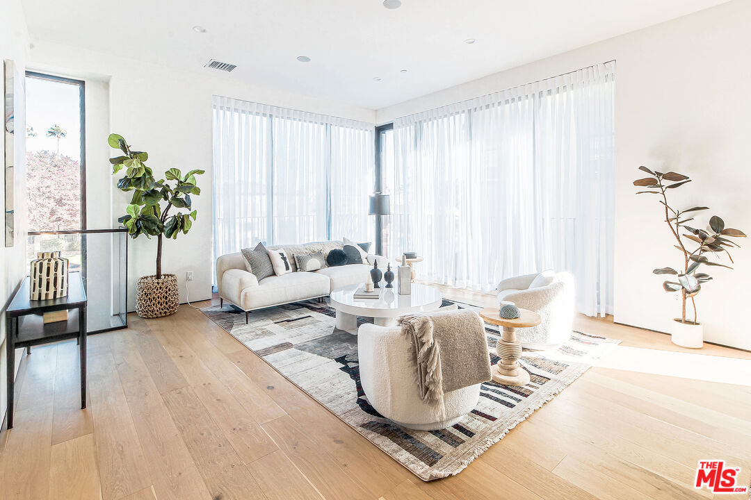 MLS #25581897 image #5