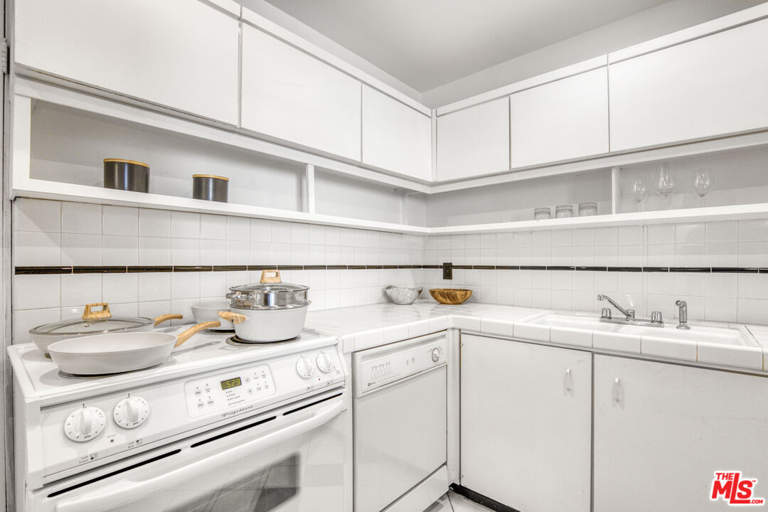 MLS #25581909 image #15