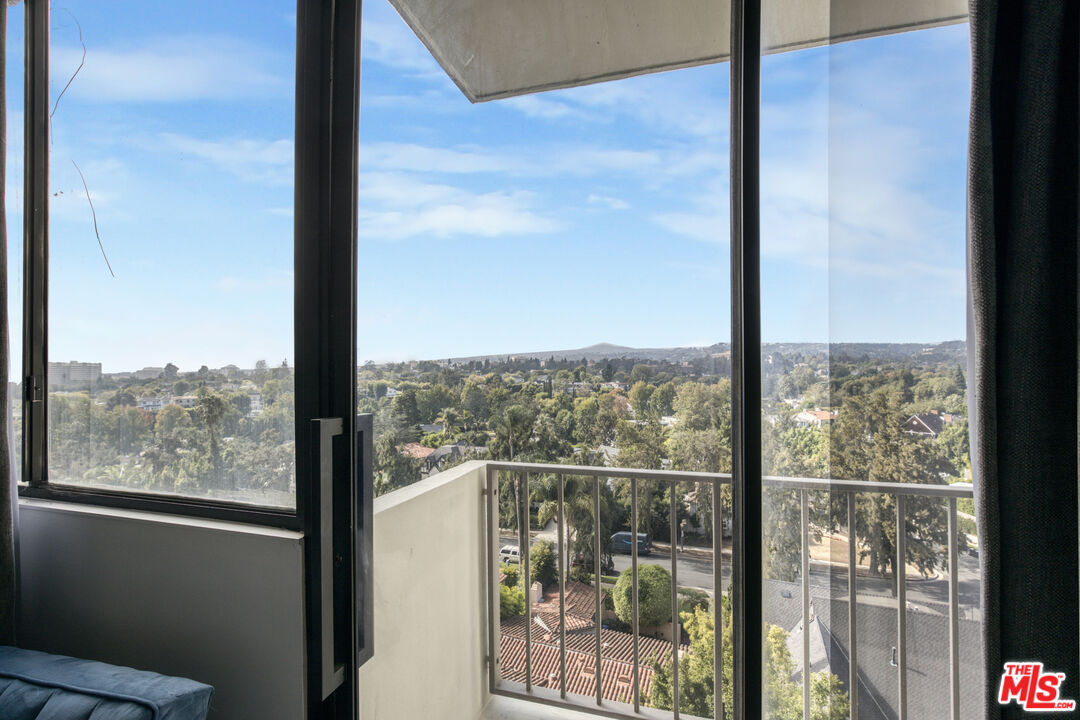 MLS #25581909 image #19