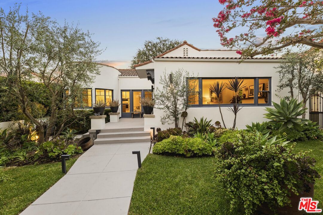 MLS #25581931 image #0