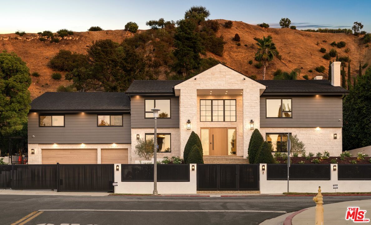 MLS #25582021 image #1