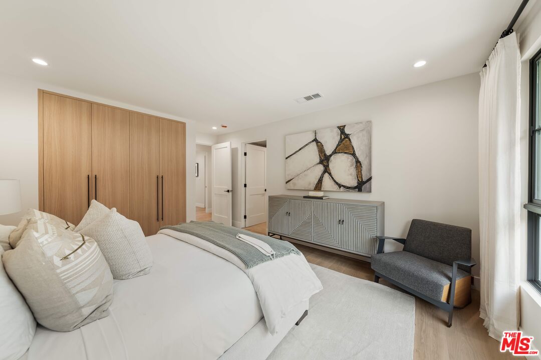 MLS #25582021 image #38