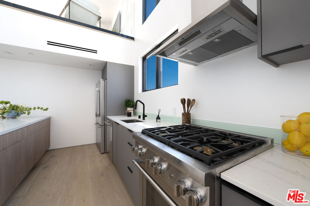 MLS #25582153 image #9