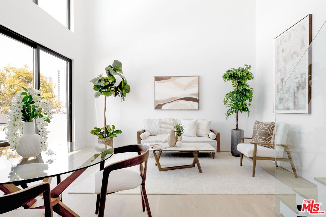 MLS #25582153 image #10