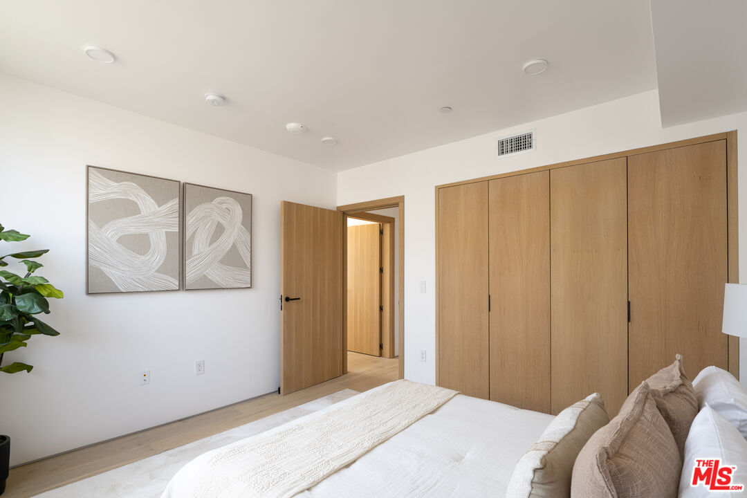 MLS #25582153 image #29