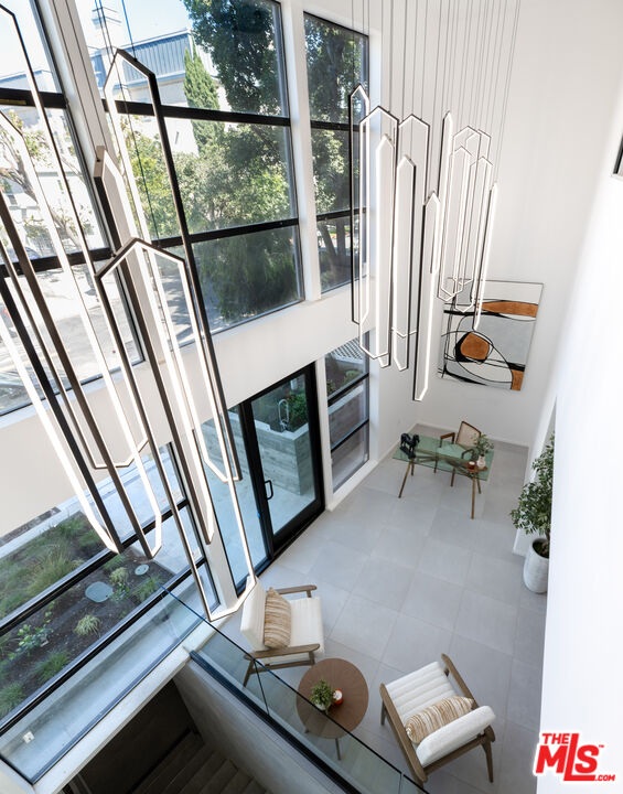 MLS #25582153 image #3