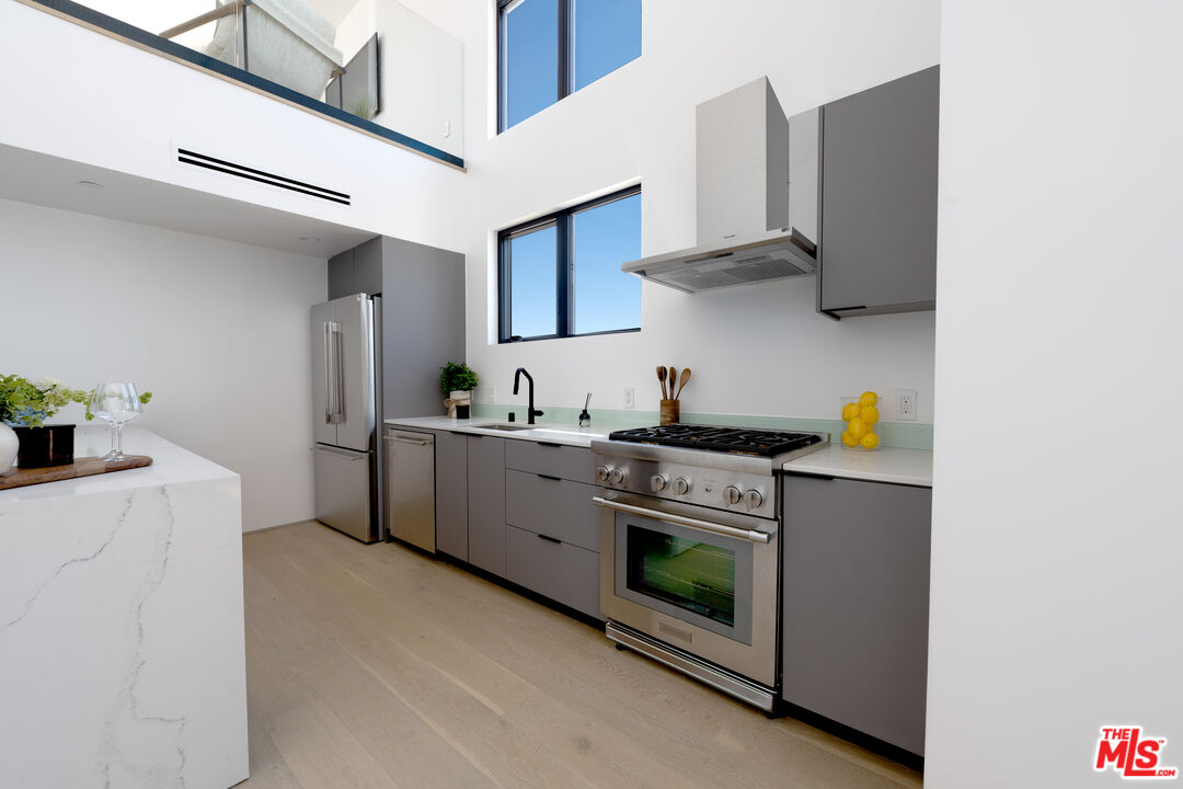 MLS #25582153 image #8