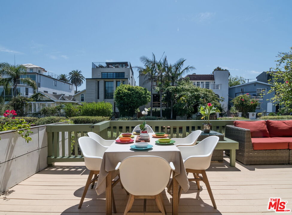 MLS #25582413 image #21