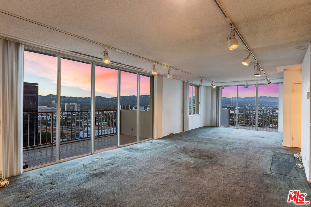 MLS #25582421 image #3