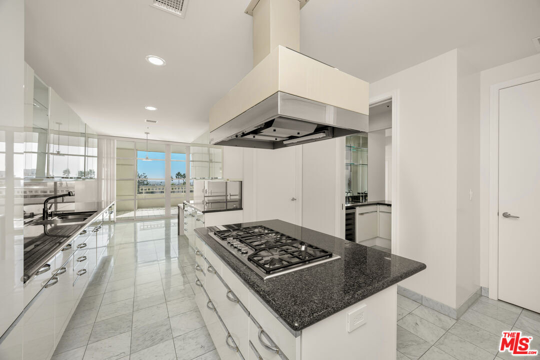 MLS #25582429 image #9