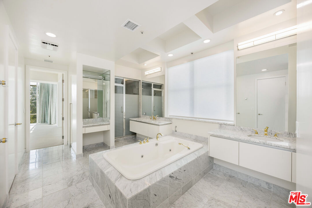 MLS #25582429 image #18