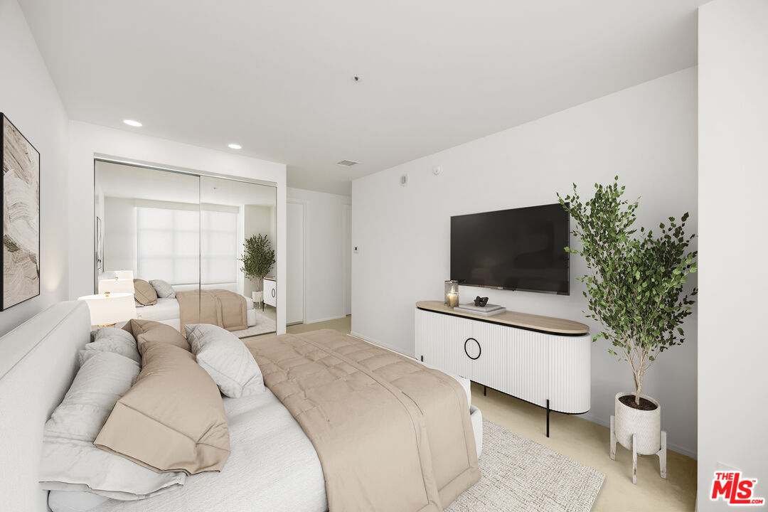 MLS #25582429 image #23