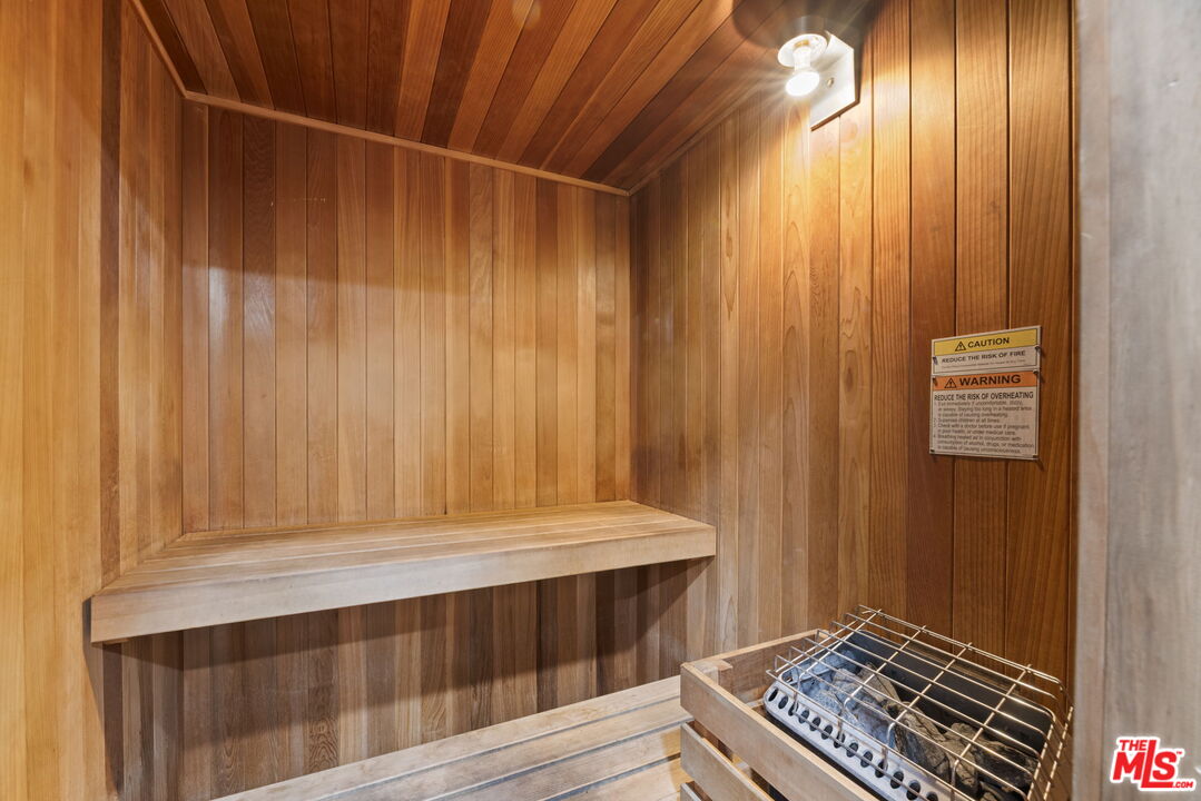 MLS #25582497 image #15