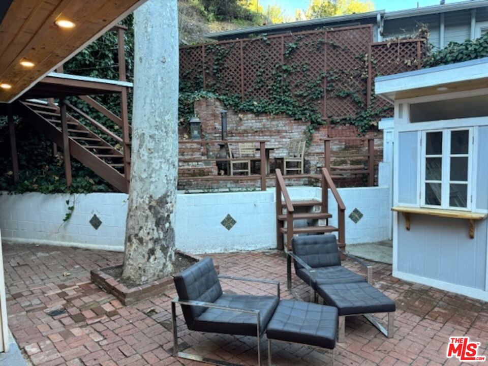 MLS #25582613 image #24