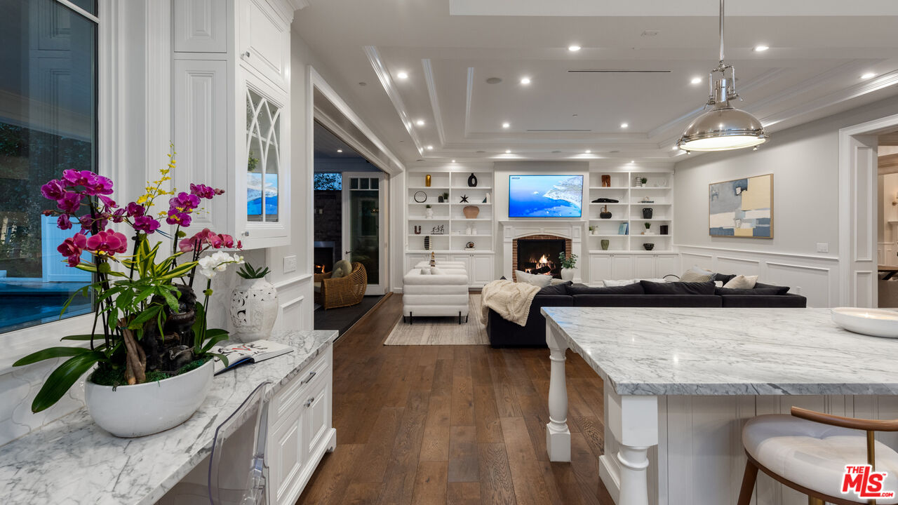 MLS #25582685 image #25