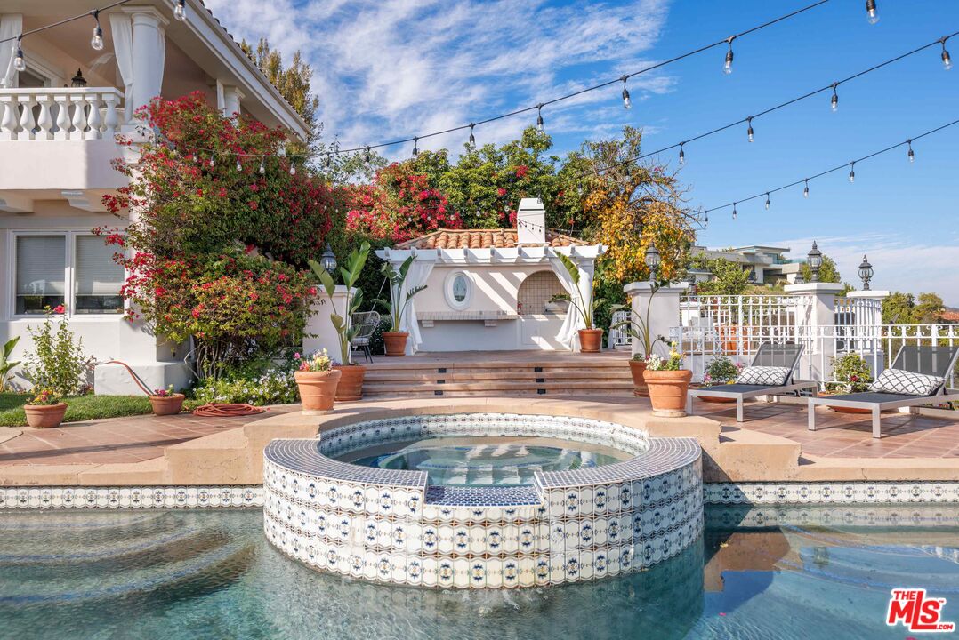 MLS #25582899 image #10