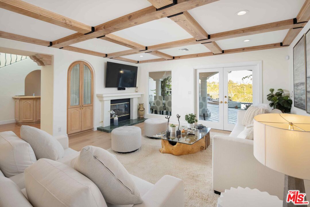 MLS #25582899 image #17