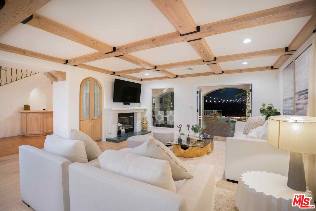 MLS #25582899 image #21