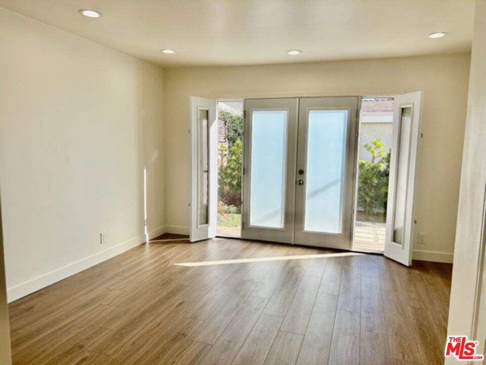 MLS #25582923 image #13