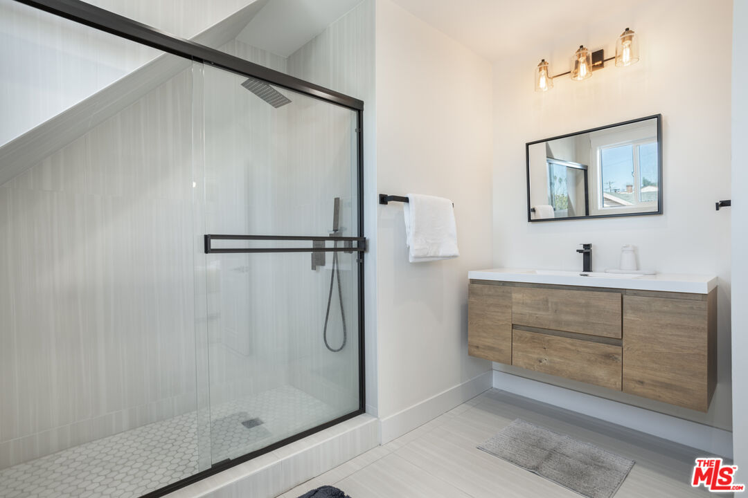 MLS #25583009 image #15