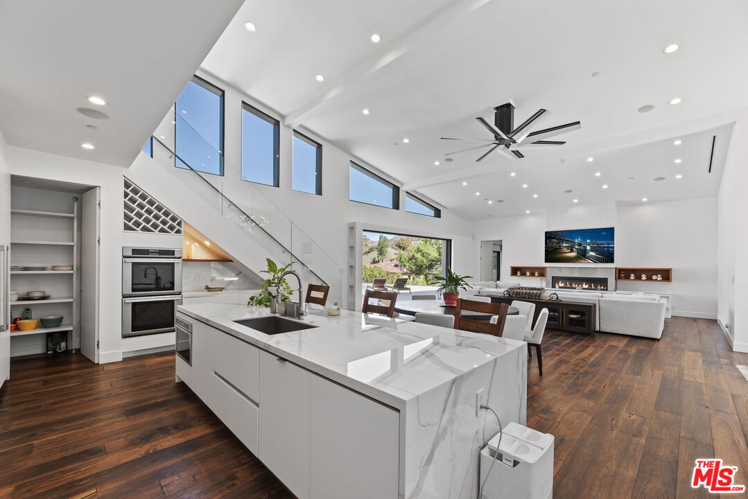 MLS #25583067 image #15